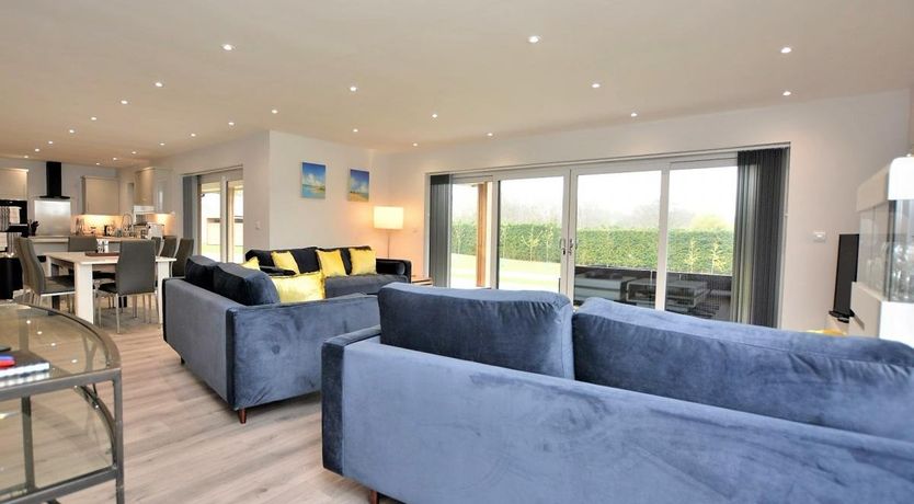 Photo of 4 Bed in Kinnerley