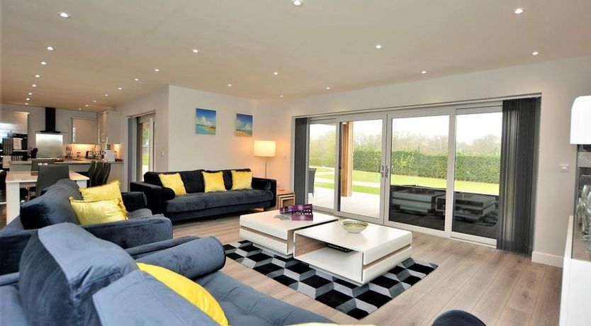 Photo of 4 Bed in Kinnerley