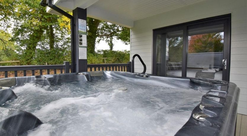 Photo of 4 Bed in Kinnerley