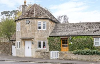 Pike Cottage Holiday Cottage