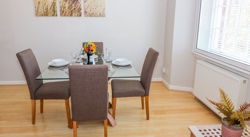 Photo of 12 Keathbank Court