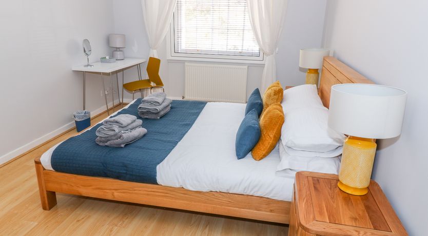 Photo of 12 Keathbank Court