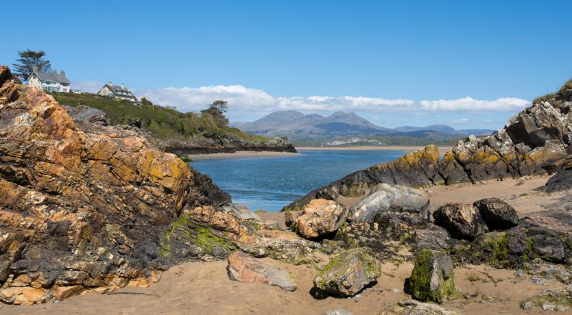 Photo of Bryn Y Mor,  Borth Y Gest