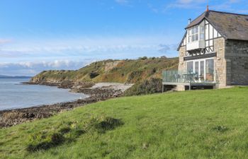 The Old Lifeboat House Holiday Cottage