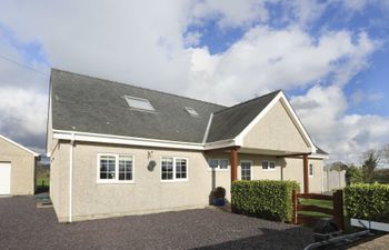 Dwyros Holiday Cottage