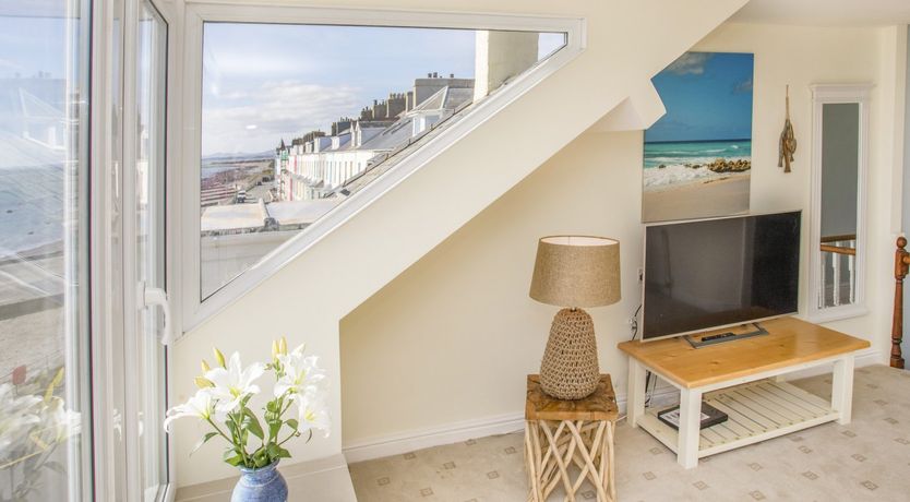 Photo of Captain's Rest