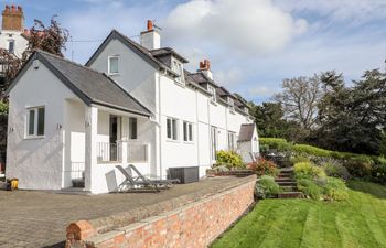 Cae Gallt Holiday Cottage