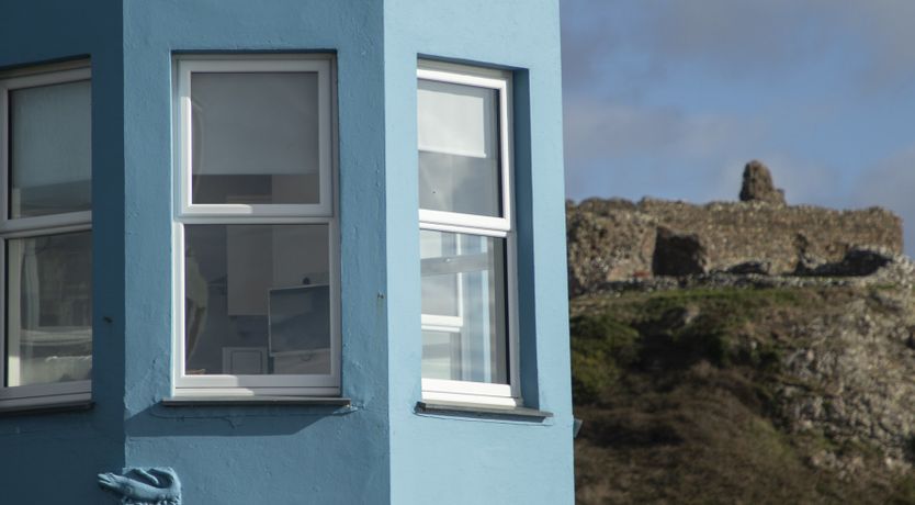 Photo of The Towers - Llyn