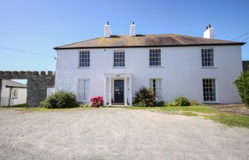 Towyn Lodge Holiday Cottage