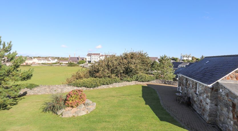 Photo of Tyn Towyn - Bwthyn Carreg