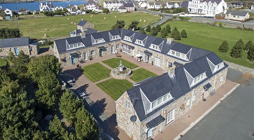 Photo of Tyn Towyn - Ty Gwyrdd Golau