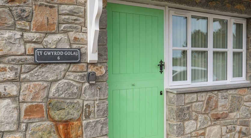 Photo of Tyn Towyn - Ty Gwyrdd Golau