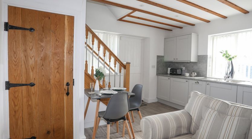 Photo of Tyn Towyn - Ty Gwyrdd Golau