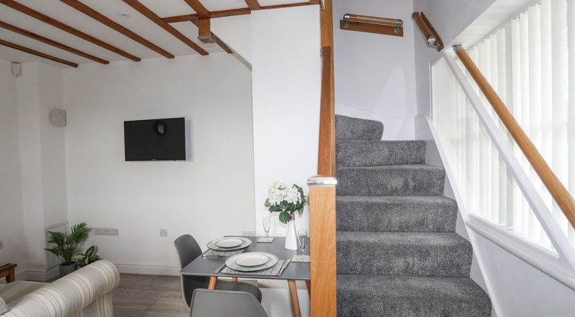 Photo of Tyn Towyn - Ty Gwyrdd Golau