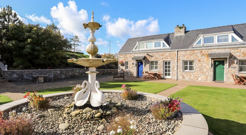 Photo of Tyn Towyn - Ty Glas