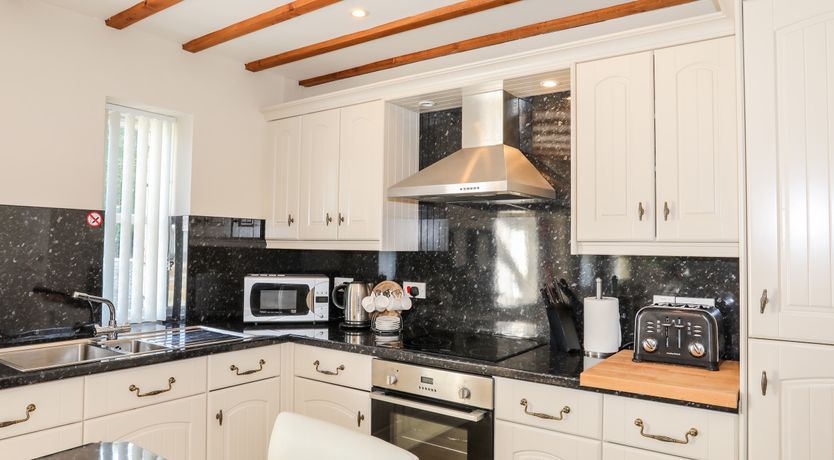 Photo of Tyn Towyn - Ty Glas