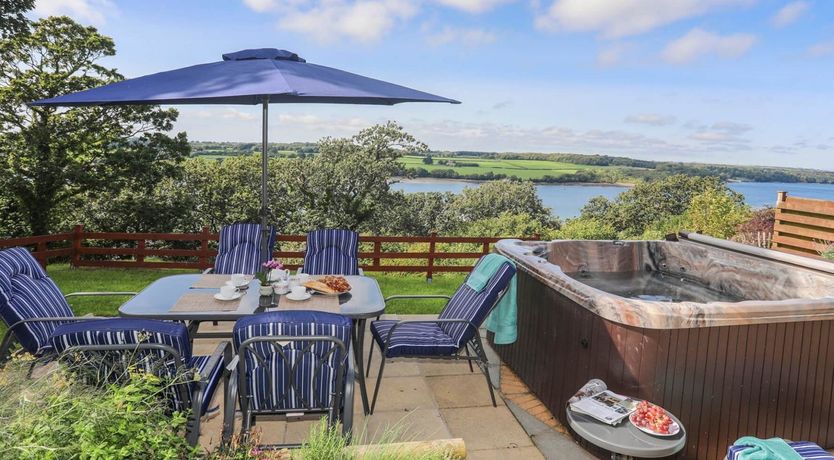 Photo of Gwylan Uchaf