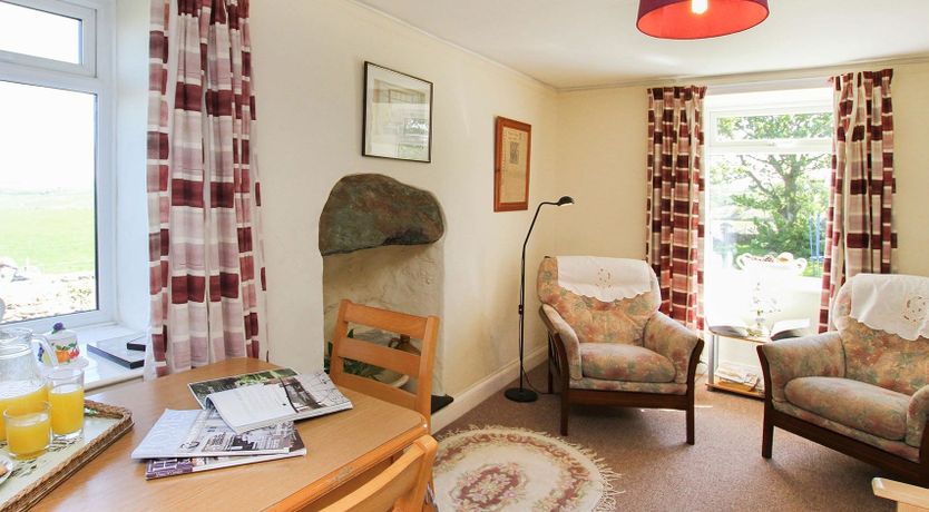 Photo of Pentreheulyn