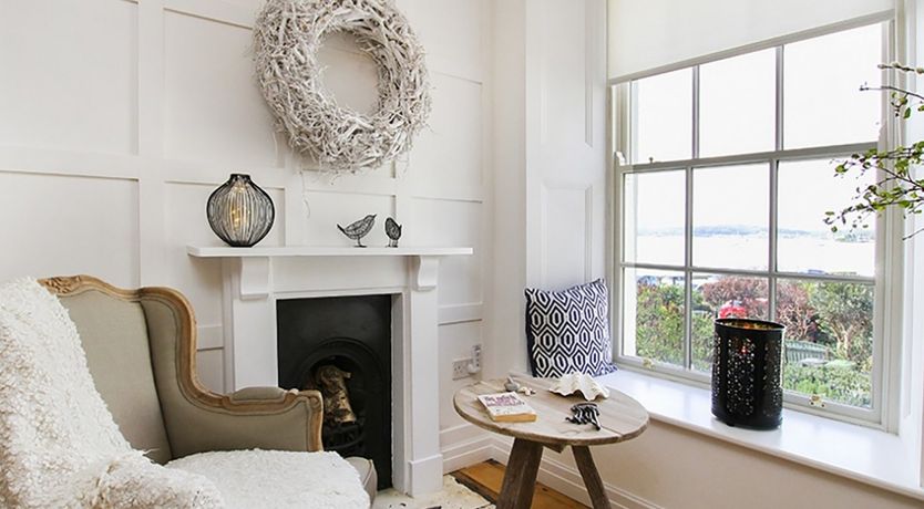 Photo of Tri Raglan Mawr