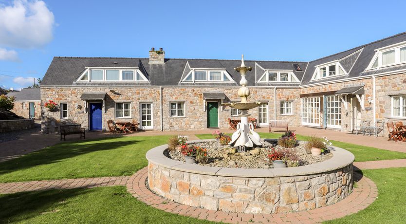 Photo of Tyn Towyn - Ty Melyn