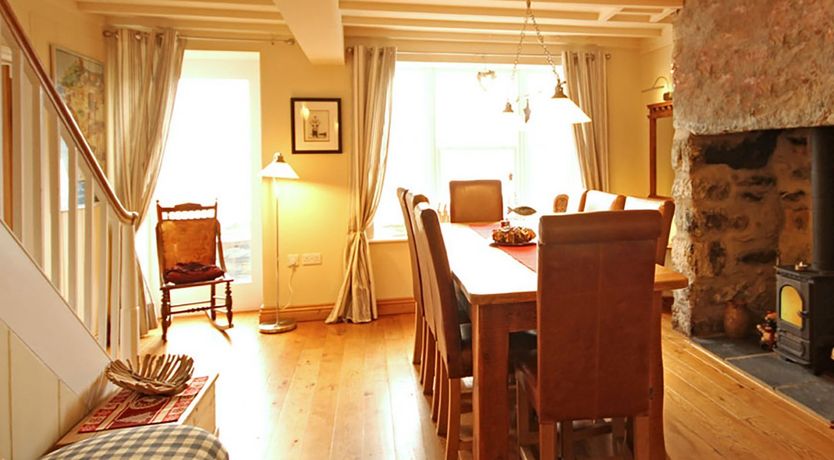 Photo of Cae'r Dyni (Caer Dyni)