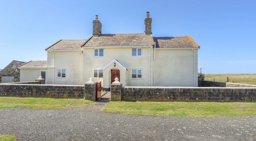 Photo of Warren Farmhouse