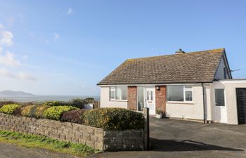 Yr Orsedd Holiday Cottage