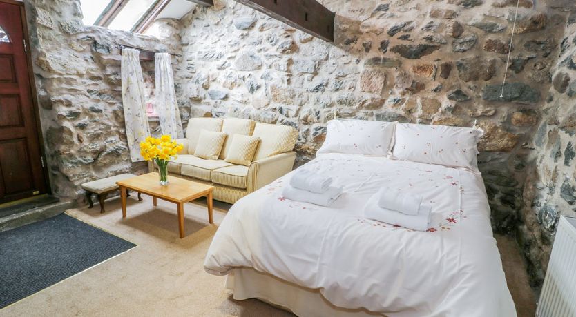 Photo of Waterfall Cottage