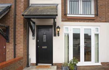 Coed y Felin Holiday Cottage