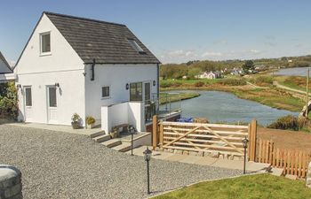 Pen Y Prys Holiday Cottage