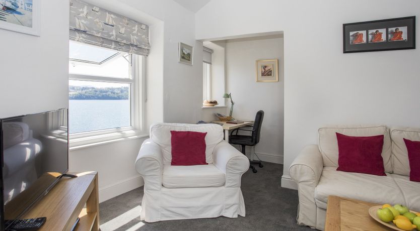 Photo of Glan Dwr Bach