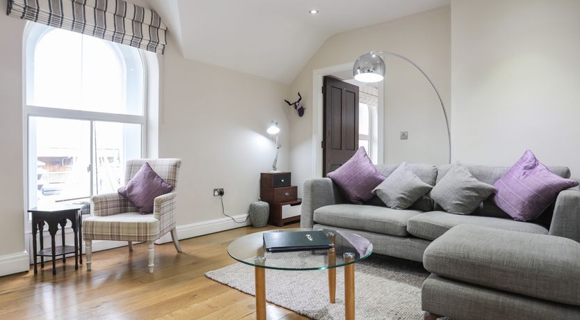 Photo of Harlech Apartments - Efnisien