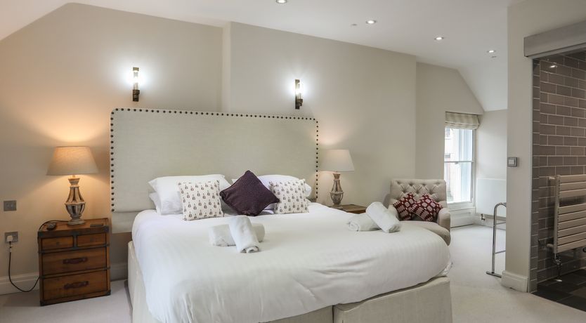 Photo of Harlech Apartments - Efnisien