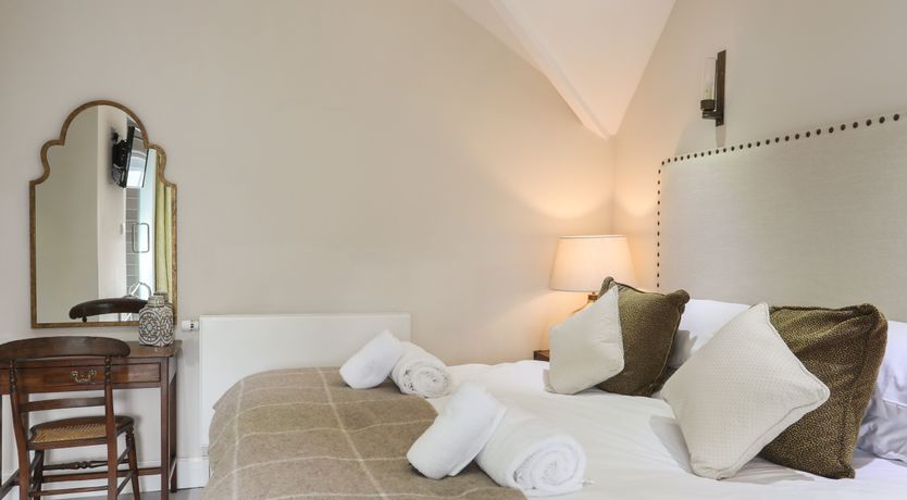 Photo of Harlech Apartments - Matholwch