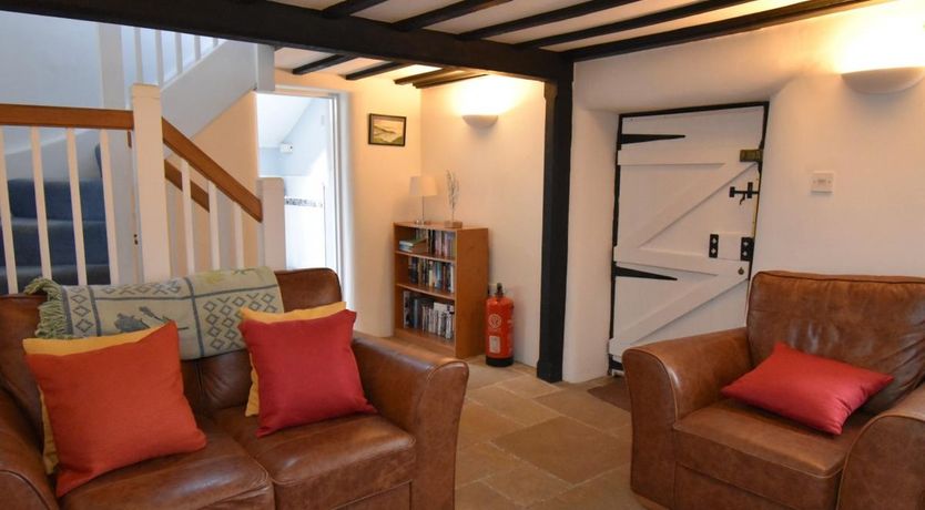 Photo of 2 Bed in West Lulworth