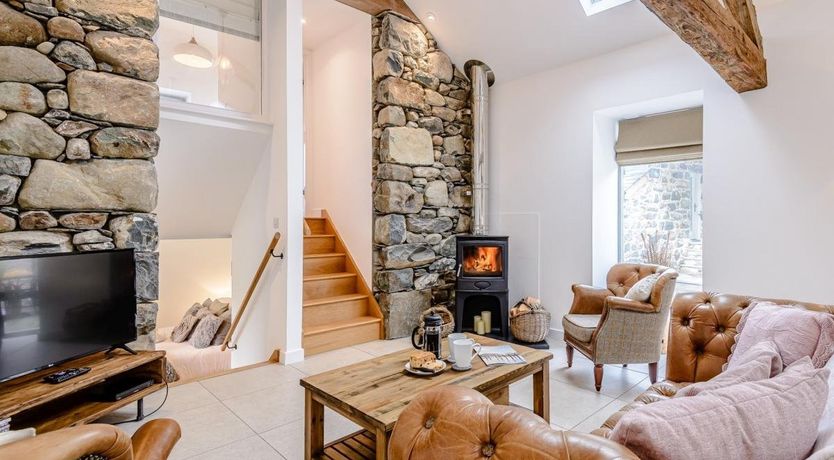 Photo of 2 Bed in Llwyngwril