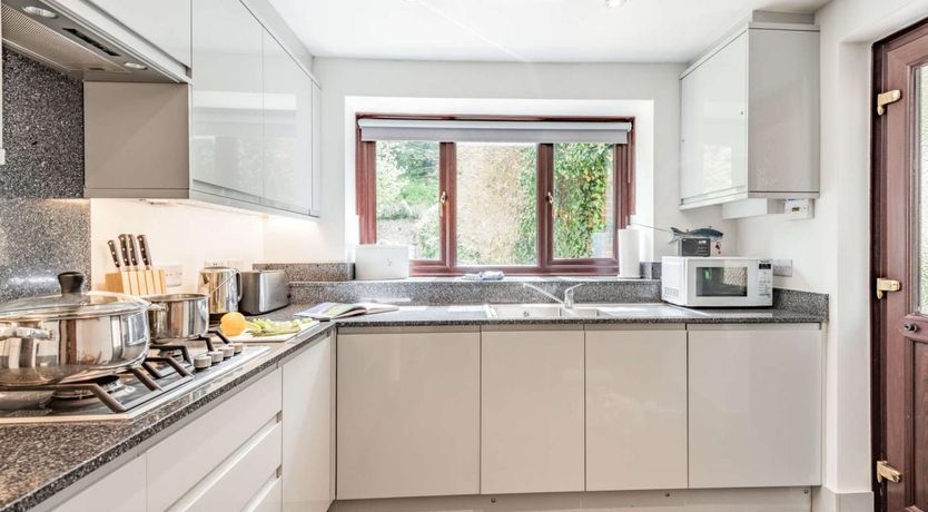 Photo of 3 Bed in Dorchester