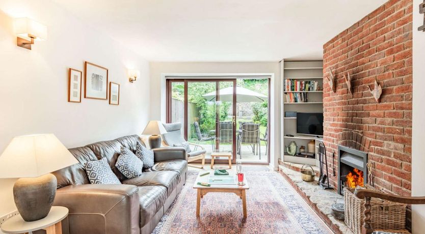 Photo of 3 Bed in Dorchester