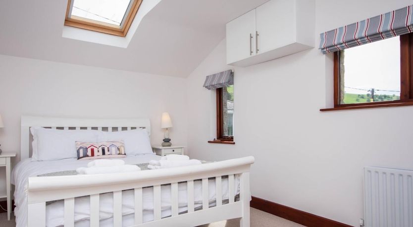 Photo of 4 Bed in Swanage