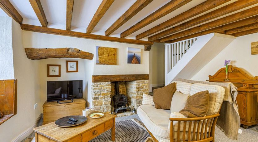 Photo of 2 Bed in Bridport