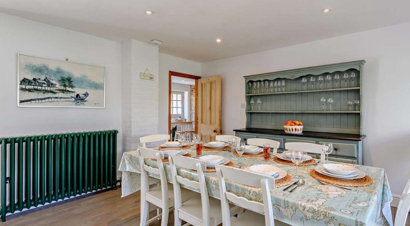 Photo of 4 Bed in West Lulworth