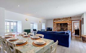 Photo of in West Lulworth (DC176)