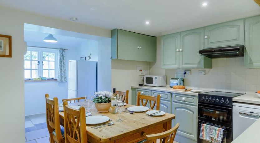Photo of 3 Bed in Dorchester