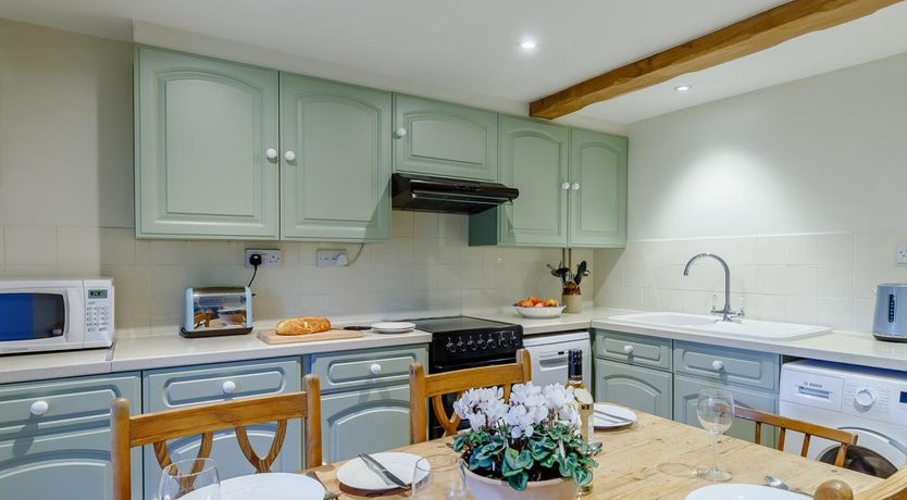 Photo of 3 Bed in Dorchester