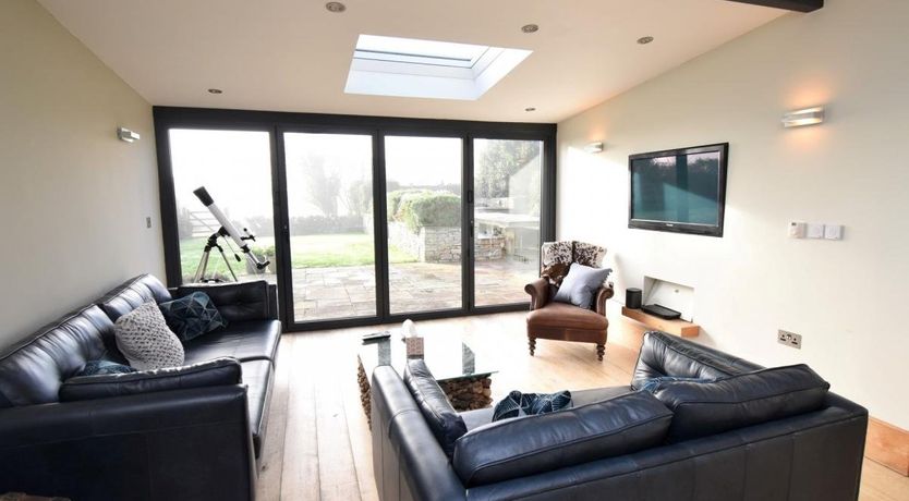 Photo of 5 Bed in Worth Matravers