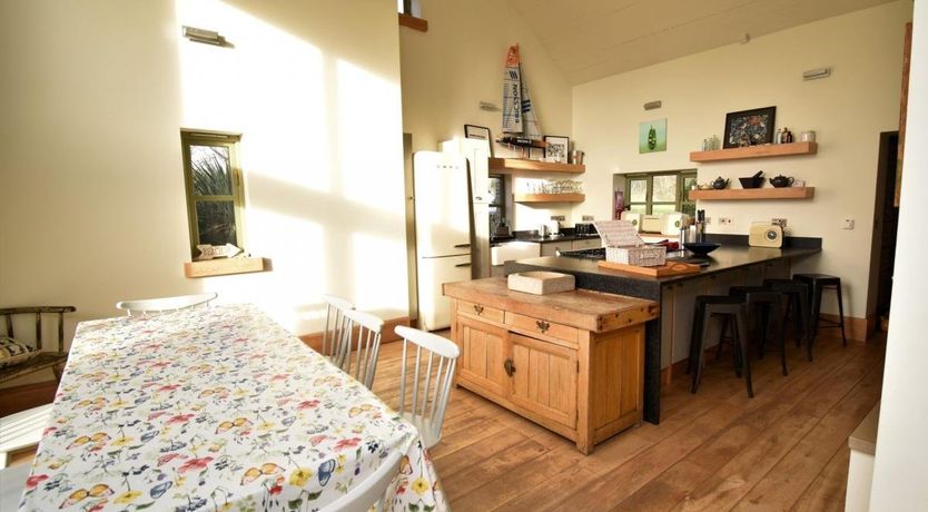 Photo of 5 Bed in Worth Matravers