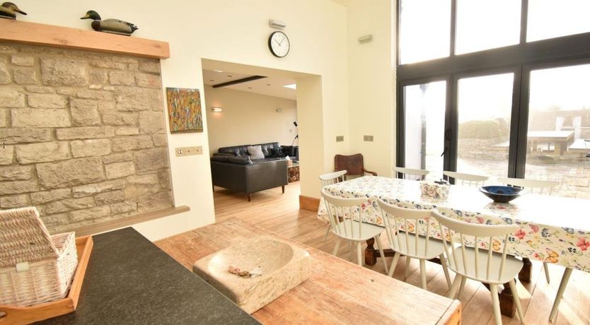 Photo of 5 Bed in Worth Matravers