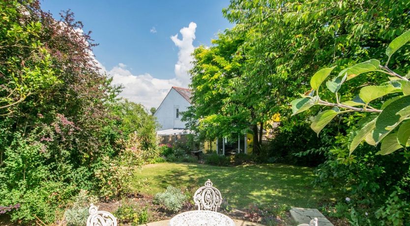 Photo of 4 Bed in Dorchester