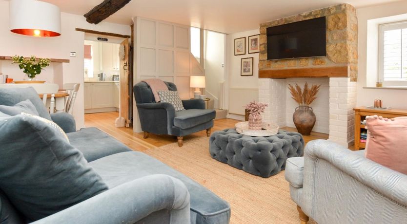 Photo of 3 Bed in Bridport