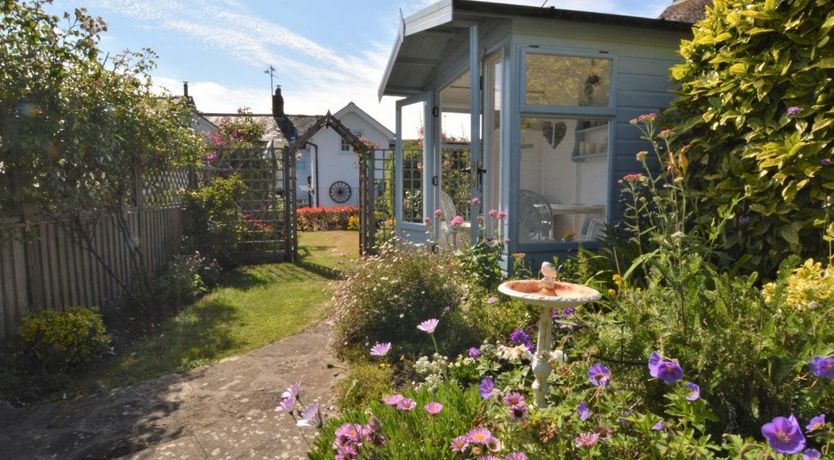 Photo of in Burton Bradstock (DC055)